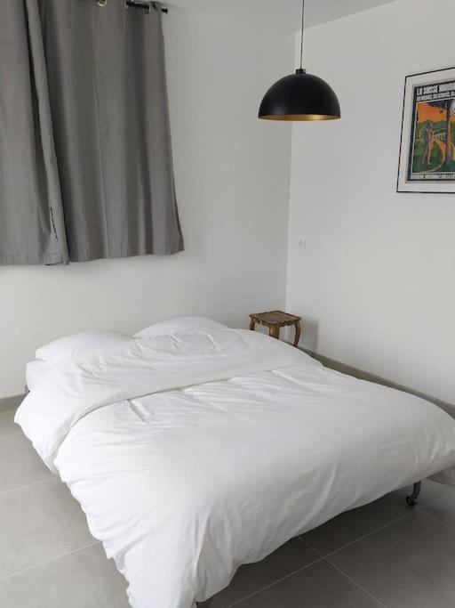 L'Aigrette Moderne, Ensoleille Et Bien Place Thury-Harcourt-le-Hom Kültér fotó